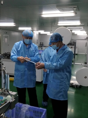汕尾醫(yī)用口罩企業(yè)順利通過(guò)省藥監(jiān)局GMP體系核查，技術(shù)服務(wù)彰顯行業(yè)典范